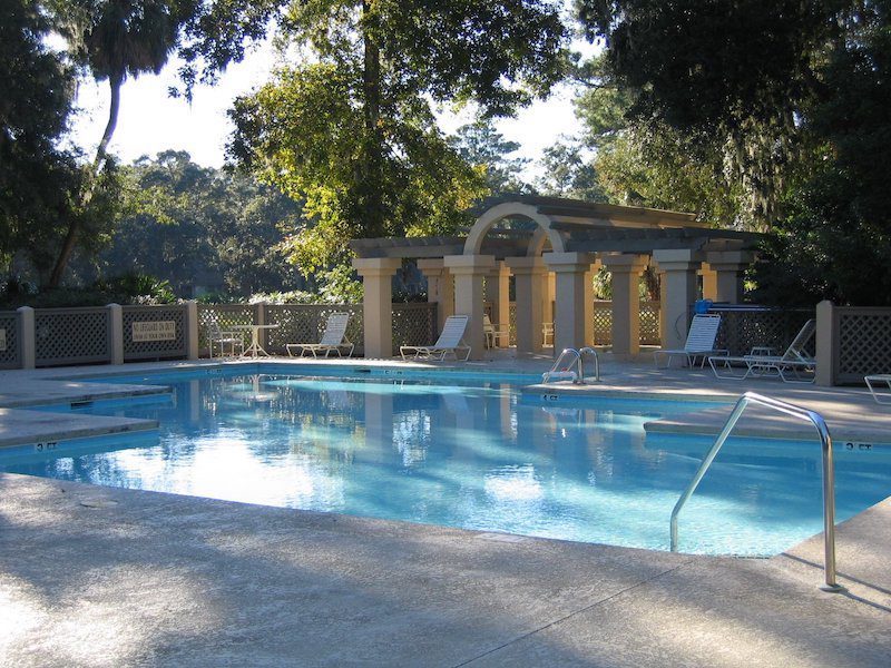 Colonnade Club pool